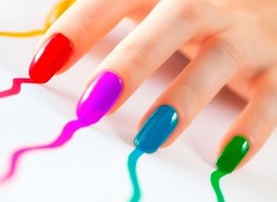 Sfoglia TRUCCHI - UNGHIE E SMALTI